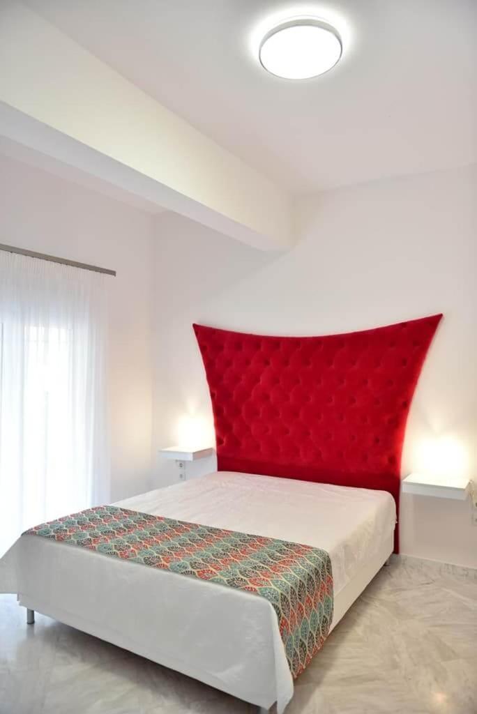 Ilion Luxury Apartments อัสโปรวาลตา ภายนอก รูปภาพ