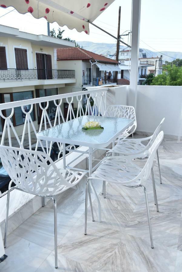 Ilion Luxury Apartments อัสโปรวาลตา ภายนอก รูปภาพ